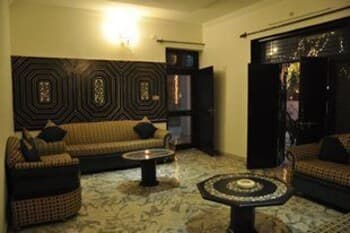 Sai Home Stay Bed and Breakfast