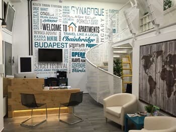 Hi5 Apartments - Ruin Bar District
