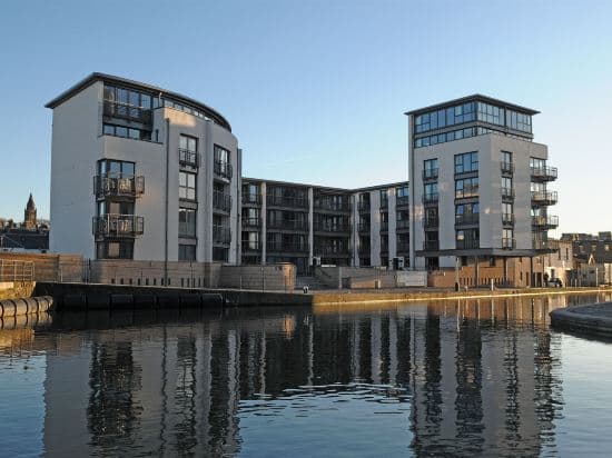 Fountain Court Apartments - EQ2