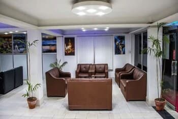 OYO 789 Hotel Shivam Plaza