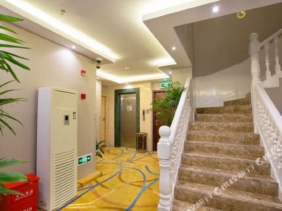 Sushi Hotel (Shanghai The Bund)