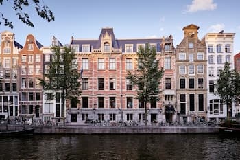 The Hoxton (ex Rembrandt Centrum)