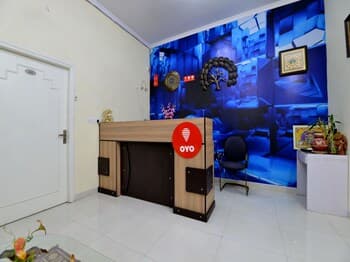 OYO Flagship 13083 Hotel Blue Vista