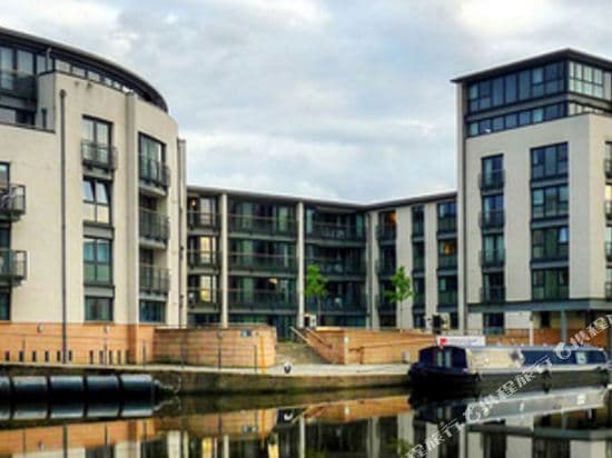 Fountain Court Apartments - EQ2