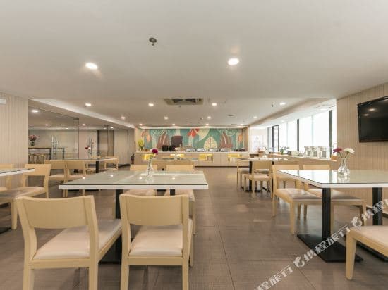 Hanting Hotel (Guangzhou Beijing Road Tianzi Dock)