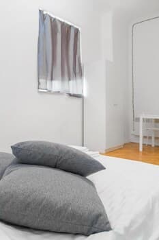 Metro Centrum Guest Rooms