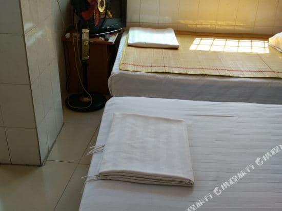 Xinlong Apartment