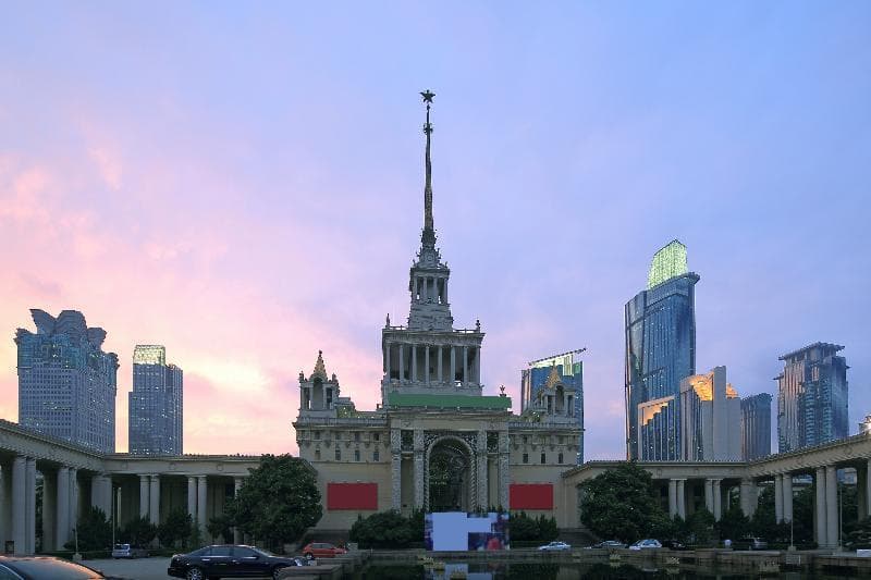 Sanlou Hostel (Shanghai Bund Dashijie Subway Station)