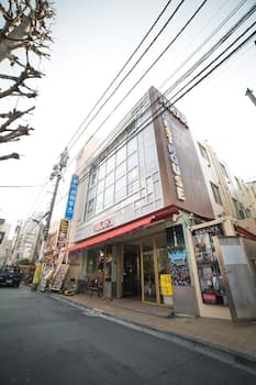 OYO Hikari House