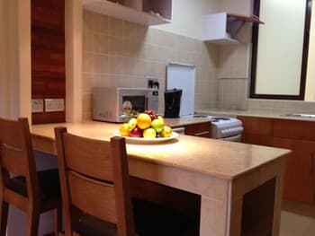 Reata Apartment Hotel