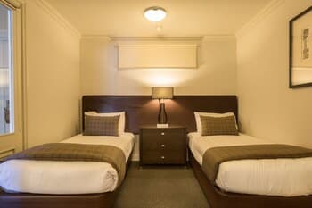 Luxury Lake Suites