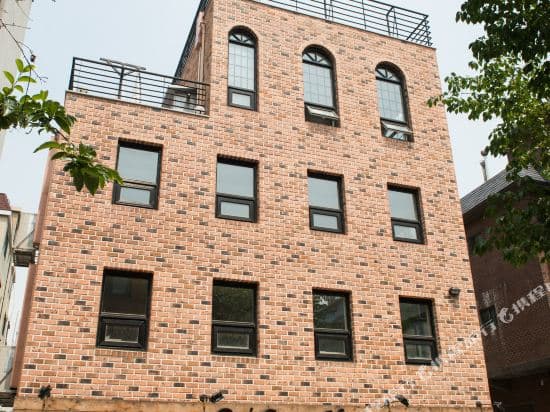 Roi House