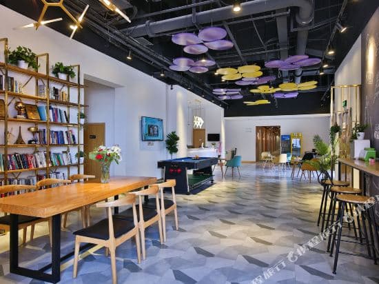 Pengpai Art Youth Hostel