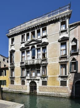 Santa Maria Formosa Apartments