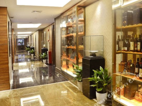 Lakeview Jinge Hotel