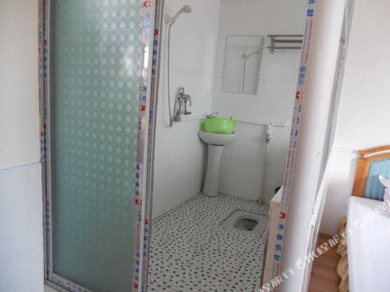 Qing Lian Hostel