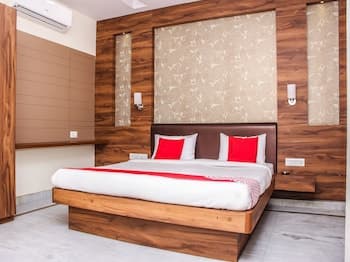 Collection O 14600 Hotel Chawla