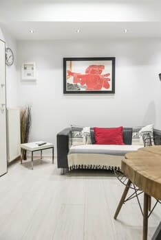 Acropolis Cozy Studio by Livin Urbban