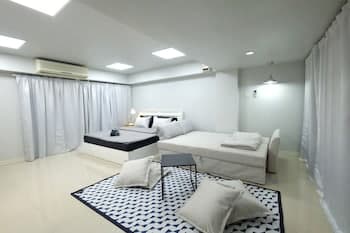 S Apartment