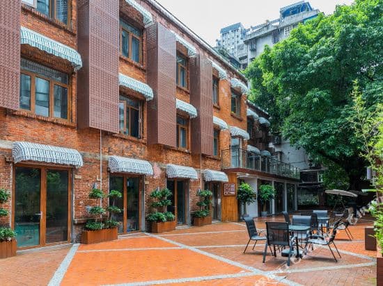 Guangzhou Baqi red house（Beijing Road subway station Pedestrian Street）