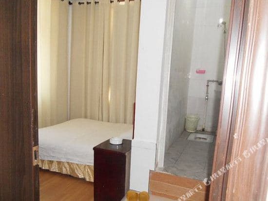 Qing Lian Hostel