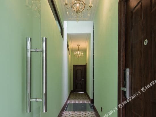 Full Moon Homestay