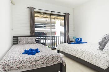 Cozy TownHouse HuaLampong