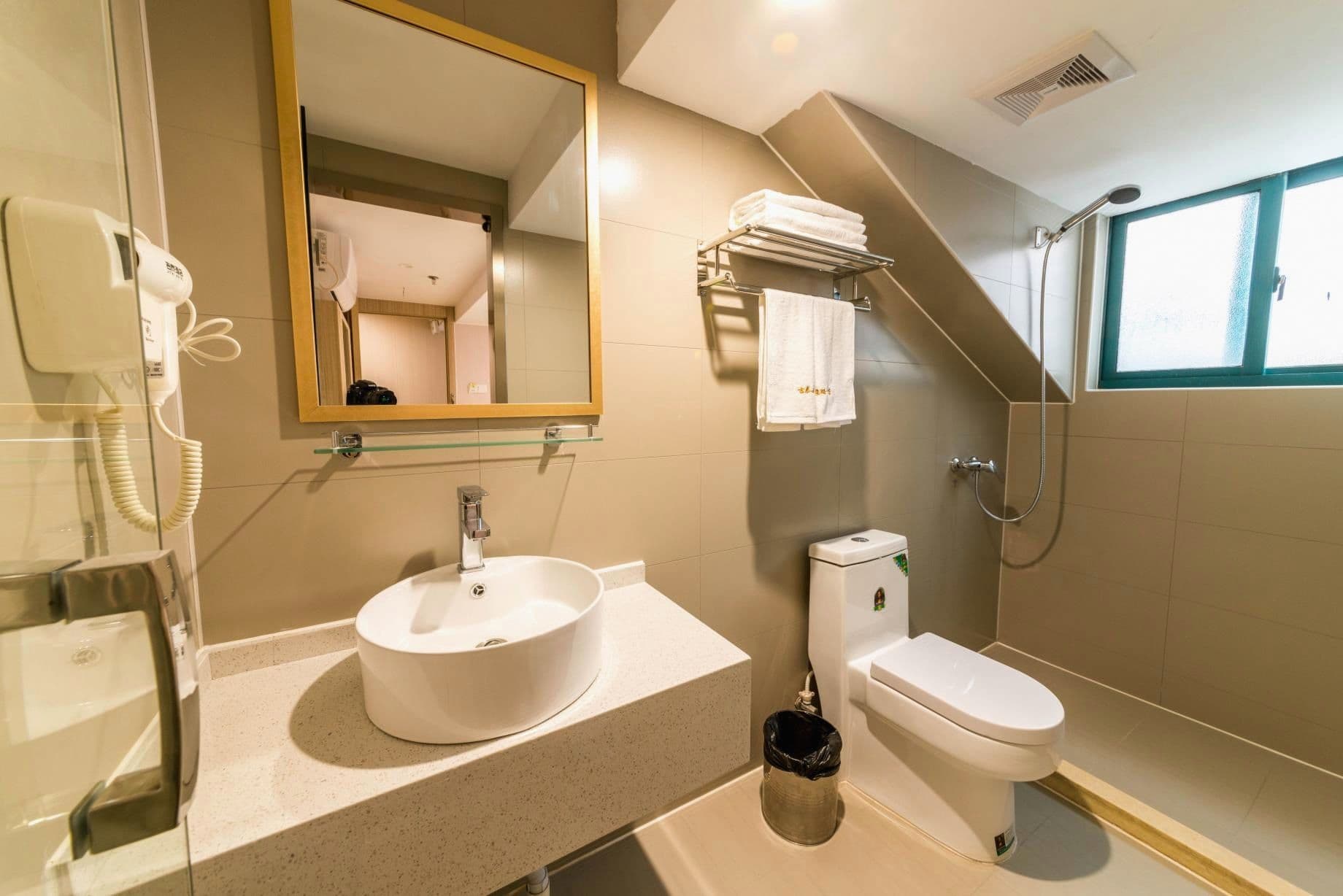 JITAI HOTEL