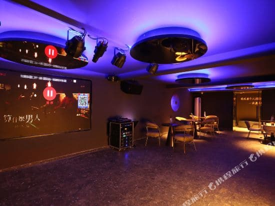 Lanyue Hotel (Guangzhou Haizhu Plaza Beijing Road subway station store)