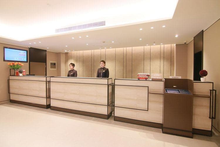 Home Inn Plus (Shanghai North Bund Zhoujiazui Road)
