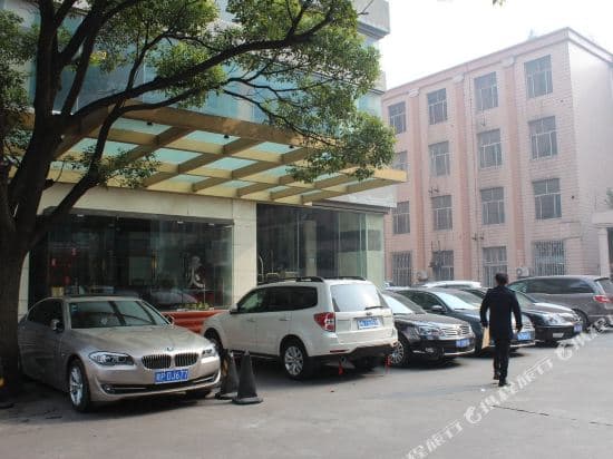 Changhang Hotel