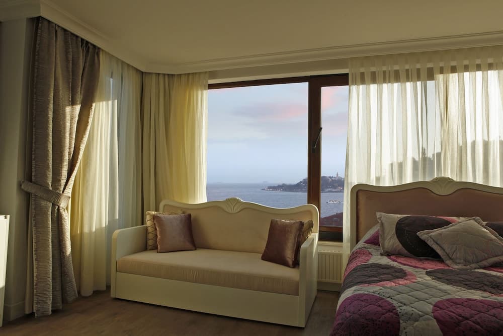 Molton Kabatas Hotel