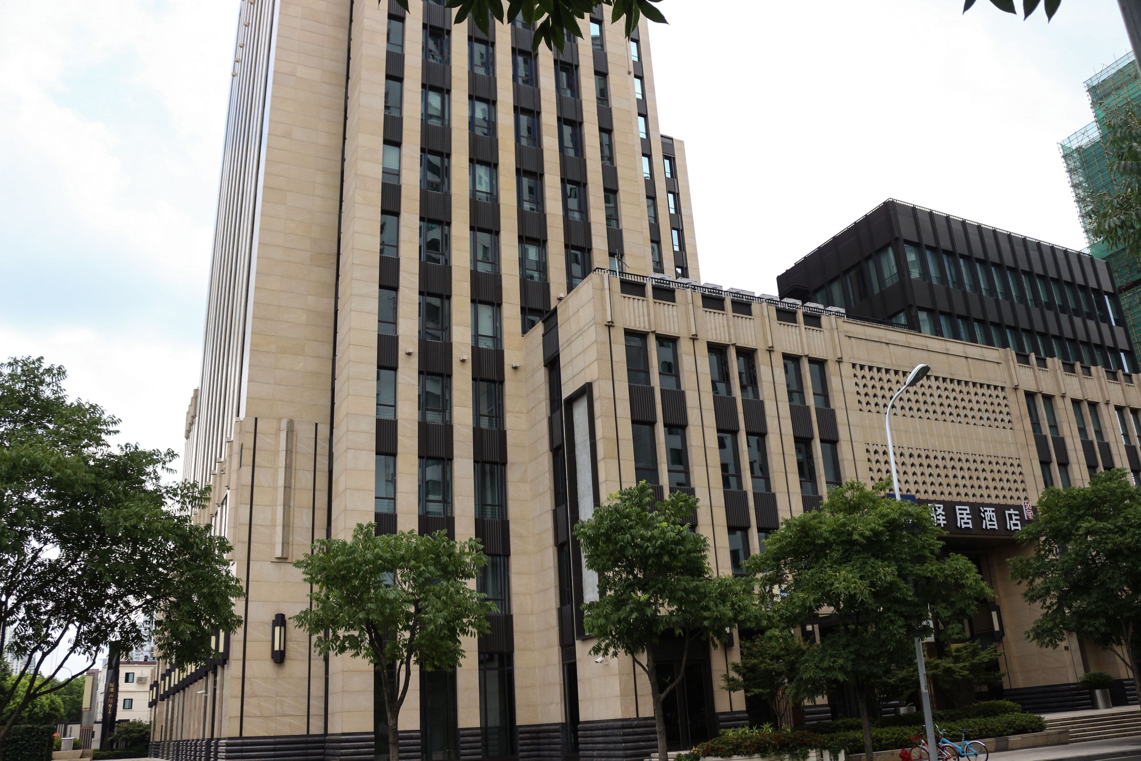 lanting Hotel (Shanghai Xuhui Riverside Dapuqiao Branch)