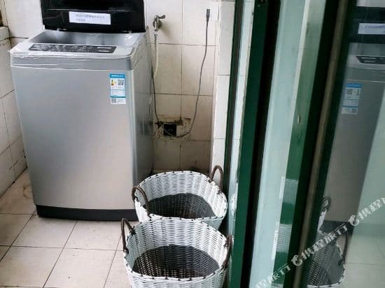 Wucaizhijia Hostel (Guangzhou Keyun Road Subway Station)