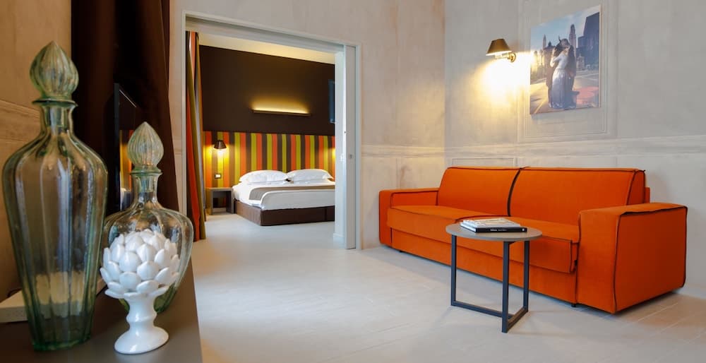 Fifty House Cellini