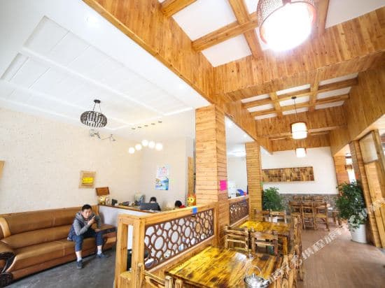 Muzi International Youth Hostel Tianzi Mountain Zhangjiajie