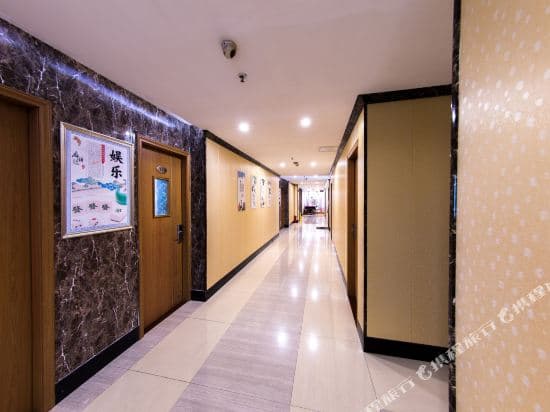 Dongsen Hotel