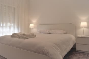 Accommodation Flat Dami?o de Gois