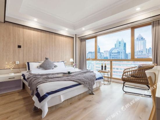 Qinxin Apartment (Shanghai Nanjing East Road Pedestrian Street)
