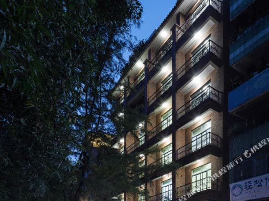 Jinxinwu No.1 Apartment (Zhongshan Liuyuan Shop)