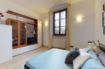 Apartment with garden near San Siro