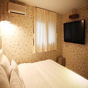 Atti Guesthouse