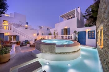 Carbonaki Hotel