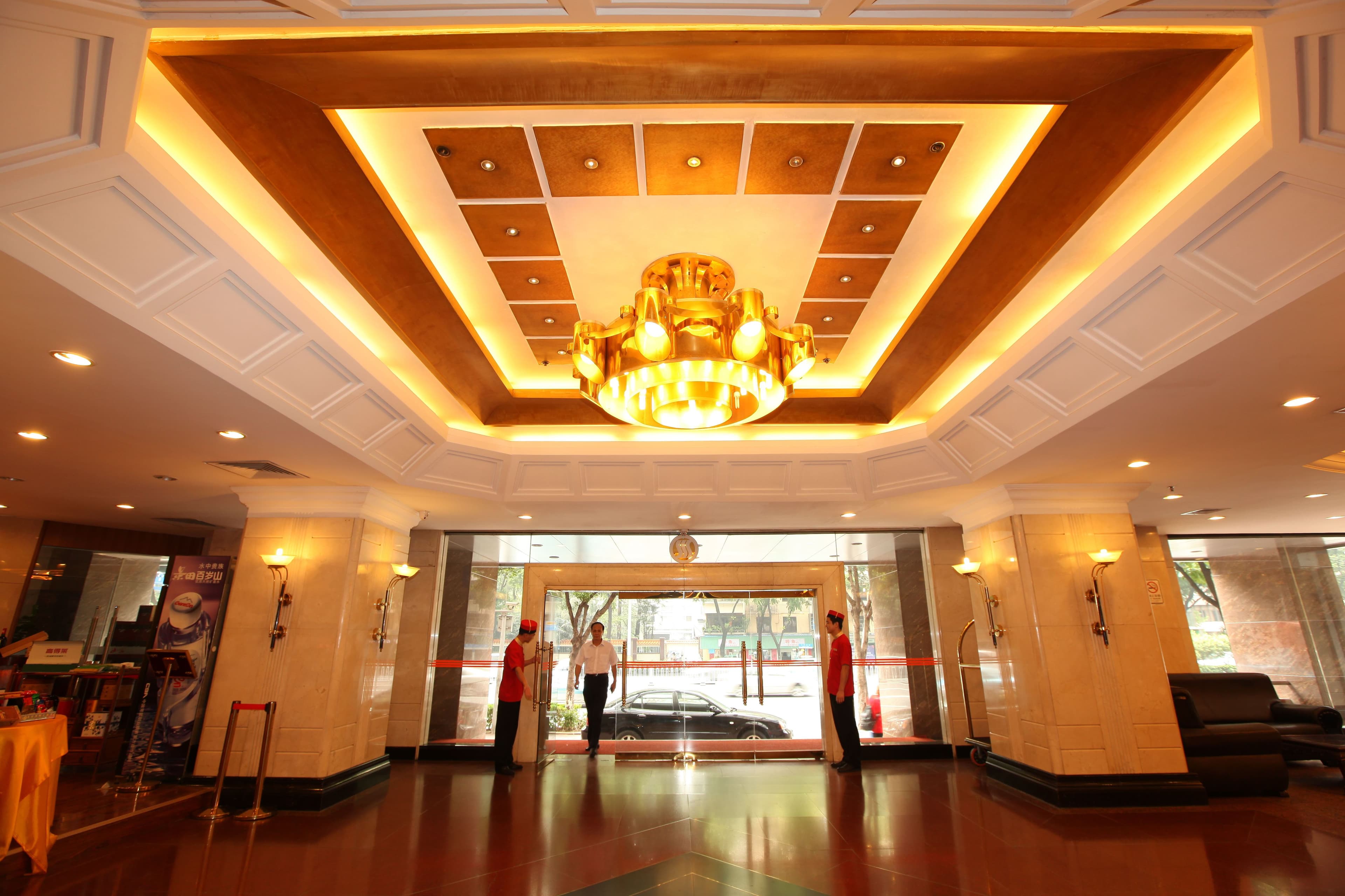 Oriental Silk Hotel