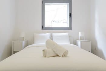 Amazing 3 BDR 2 Baths, Balcony and Parking