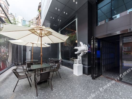 Lanyue Hotel (Guangzhou Haizhu Plaza Beijing Road subway station store)