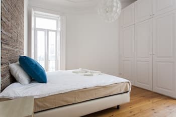 Rato Luxurious by Homing