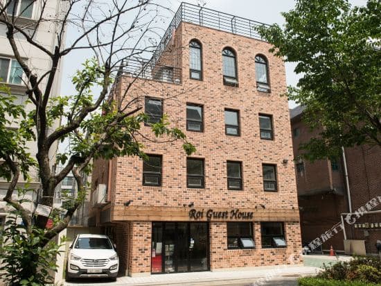 Roi House