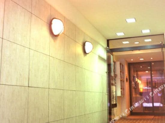 Weekly Sapporo 2000 & Annex