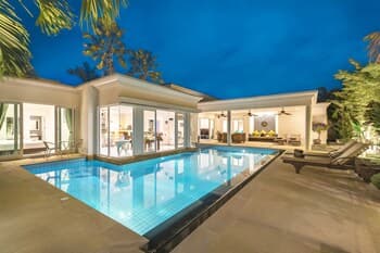 Luxury Pool Villa 52